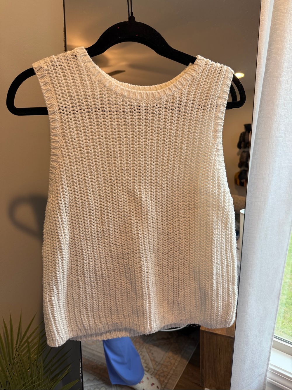 Old Navy Cream Knit Sweater Tank